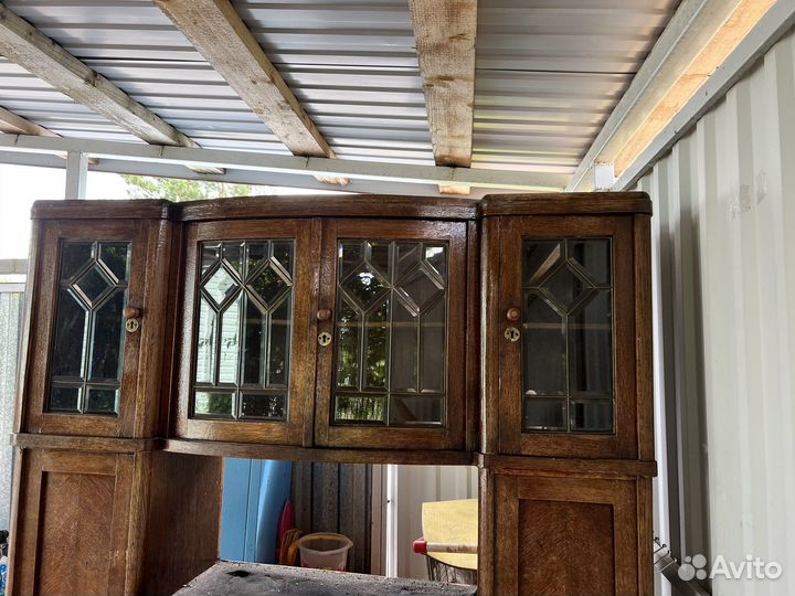 Антикварный буфет