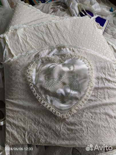 Бортики в кроватку и балдахин