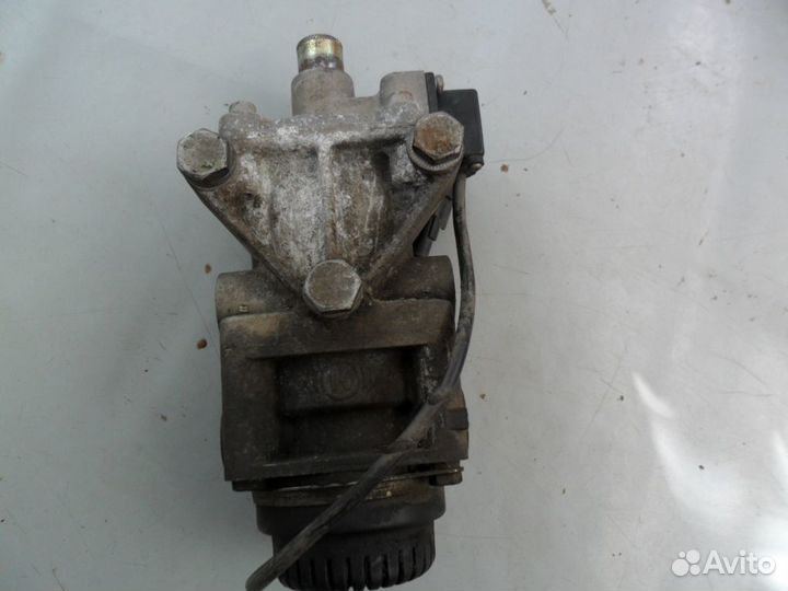 Главный тормозной кран евростар евротех стралис