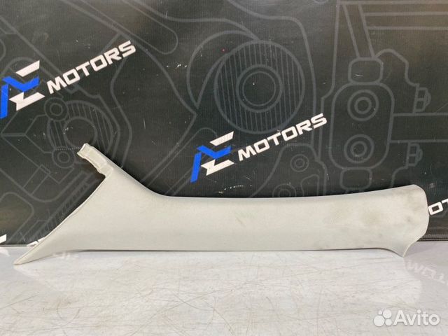 Обшивка салона передняя левая Audi A6 C6 caja 2011