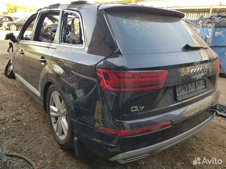 Audi Q7 4M 2019г (дизель) 2.0 AT по запчастям