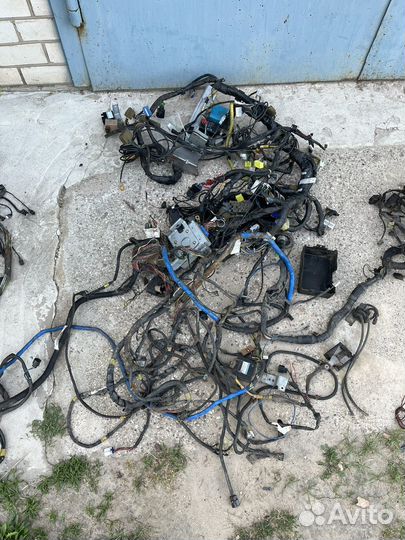 Коса двигателя Mitsubishi Pajero 2