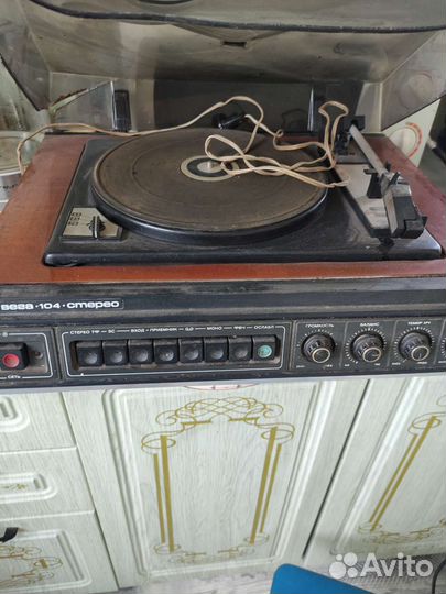 Проигрыватель винила СССР