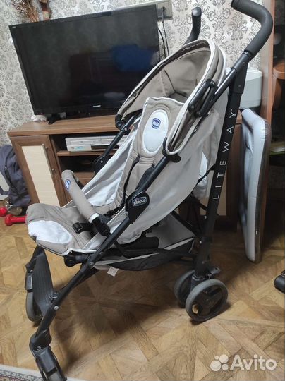 Прогулочная коляска chicco