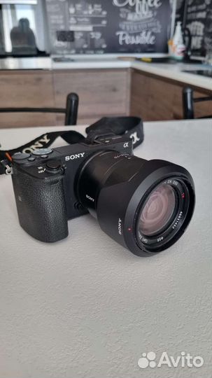 Объектив Sony Carl Zeiss E 16-70mm f/4