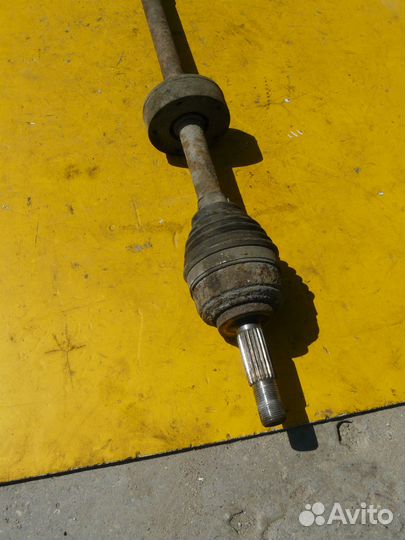 Привод правый для Renault Logan 2013г