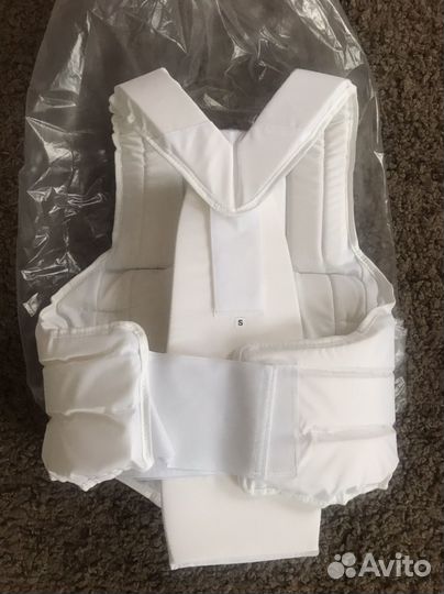 Защитный жилет для каратэ