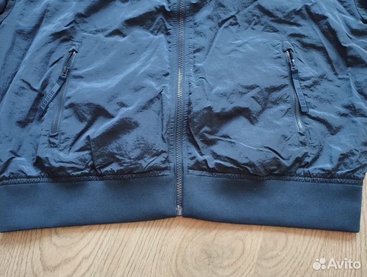 Новая крутая ветровка бомбер 