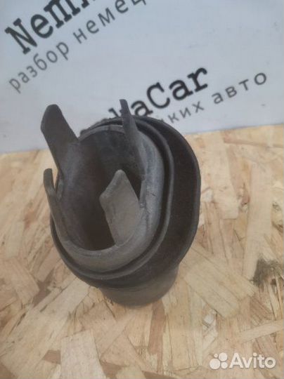 Уплотнительная резинка Mercedes-Benz Vito 639