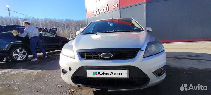 Ford Focus 2.0 МТ, 2008, 296 000 км