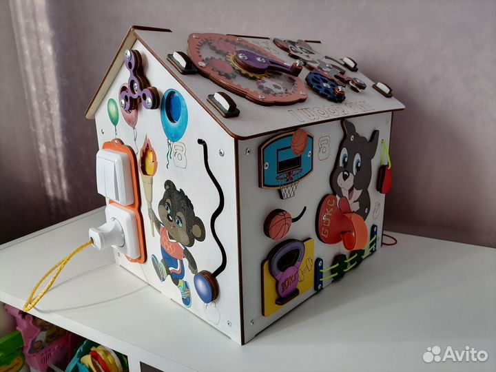 Бизиборд бизидом