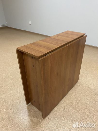 Стол книжка бу