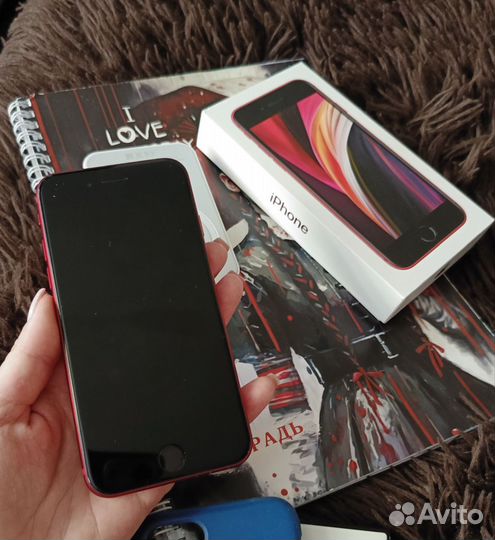 iPhone SE (2020), 256 ГБ