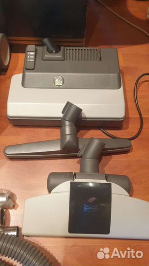 Моющий Пылесос Bork / Delphin Dp 2002