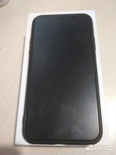 iPhone X, 64 ГБ