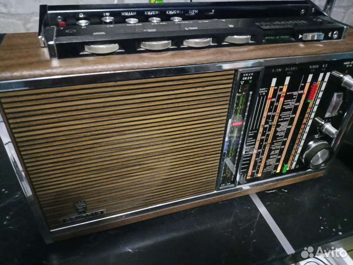 Радиоприемник Grundig satellit 6001