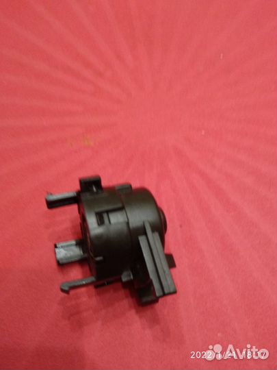 Контактная группа замка зажигания бмв е60 Япония д