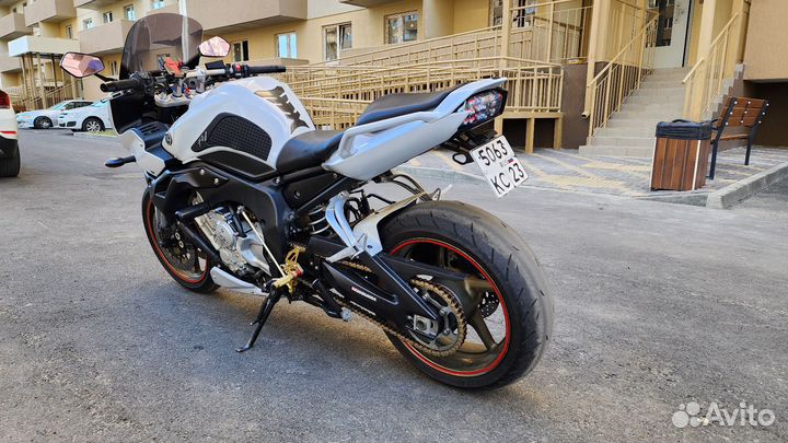 Yamaha fz 1s