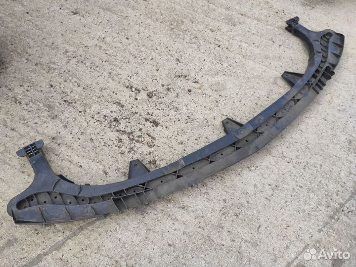 Усилитель переднего бампера нижний Опель Астра J