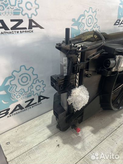 Кассета радиатора в сборе Ford Focus 3