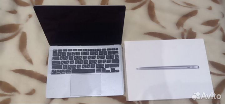 Apple MacBook air 13 2020 m1 8gb 256