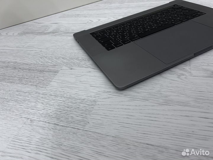 Топкейс Macbook Pro 15 A1708 1200+ циклов