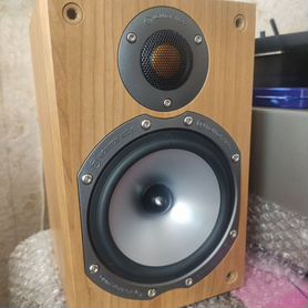 Monitor audio br1