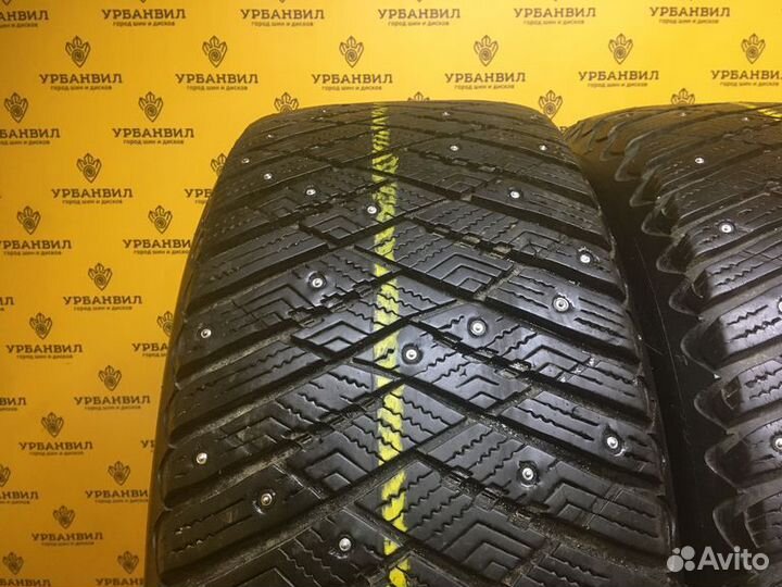 Goodyear UltraGrip Ice Arctic SUV 255/55 R18 109T