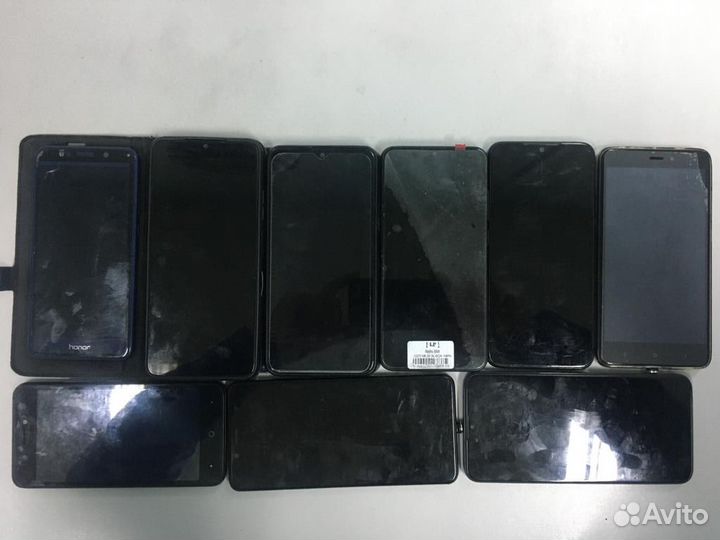 Xiaomi Redmi 8, 3/32 ГБ