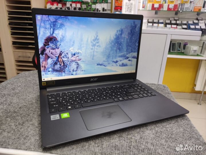 Игровой ноутбук Acer i3-1005G1 MX330 2GB 240GB SSD