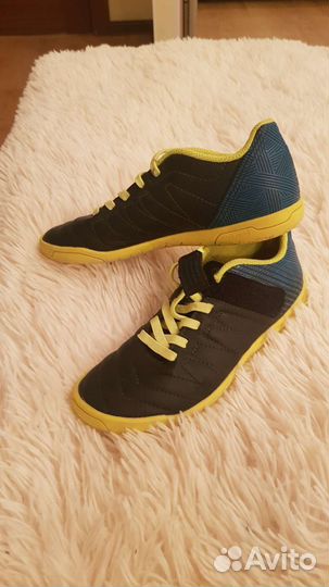 Кроссовки бутсы