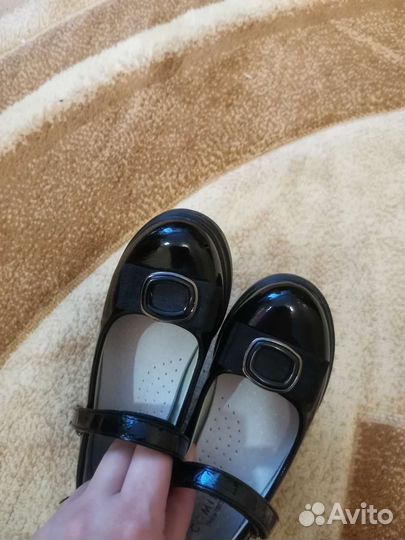 Туфли для девочки 27 размер