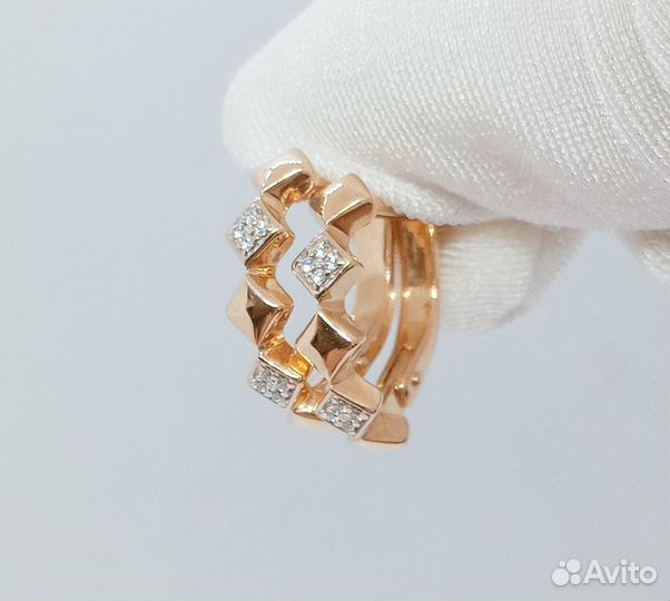 Золотые серьги с фианитом