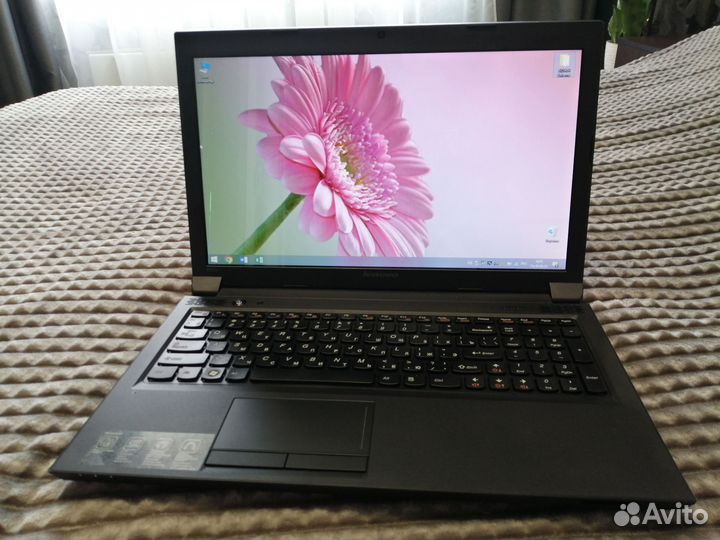 Lenovo B570e Core i5-2450 Geforce410m отл.сост