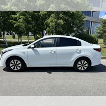 Kia Rio 1.6 AT, 2021, 41 300 км, с пробегом, цена 1 750 000 руб.