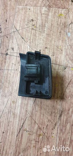 Кнопка многофункциональная Ford Explorer 4