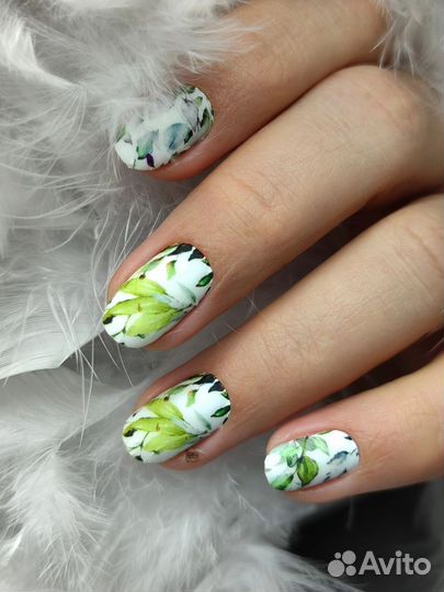 Маникюр Педикюр В студии