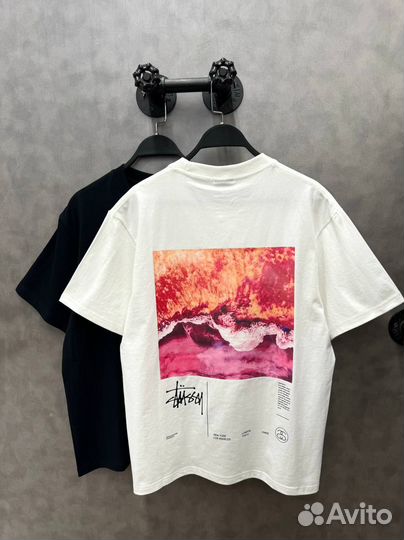 Стильные оверсайз футболки Stussy 2024