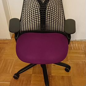 Компьютерное кресло herman miller ортопедическое