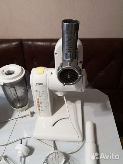 Кухонный комбайн Bosch Profi Mixx46