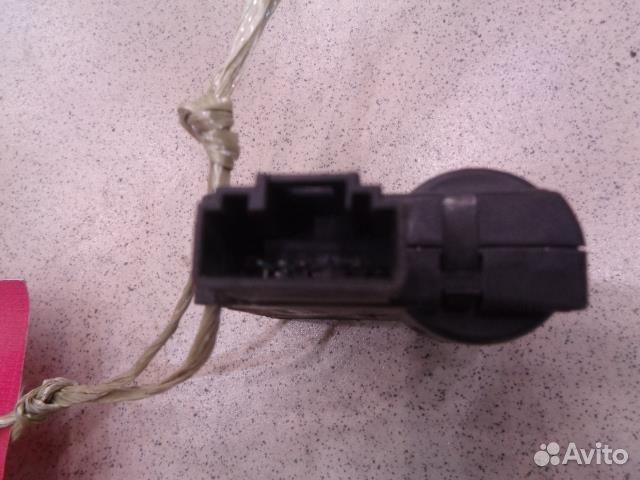 Моторчик заслонки отопителя Audi A8 D3 2002-2010