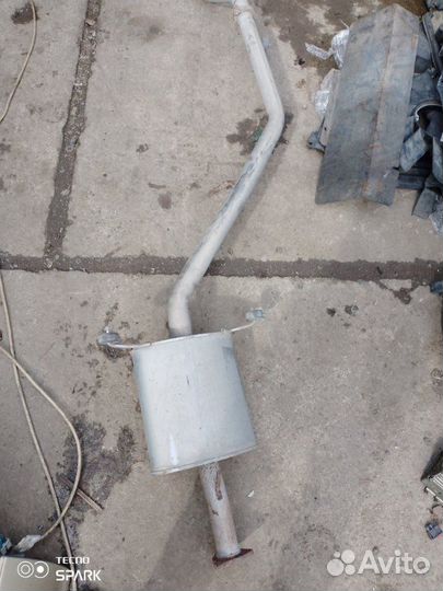 Средняя часть глушителя Honda F-Rv 2006