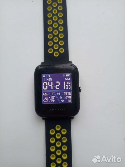 Фитнес часы amazfit bip