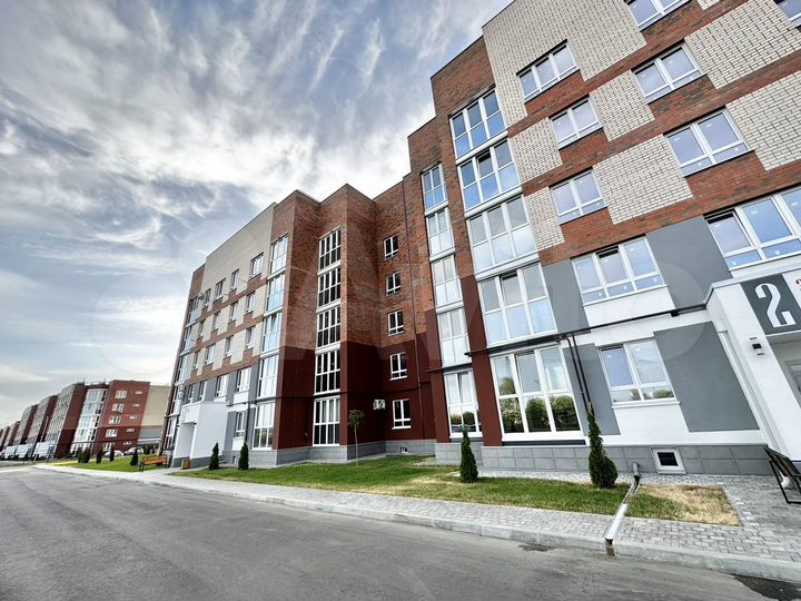 2-к. квартира, 77,1 м², 5/5 эт.