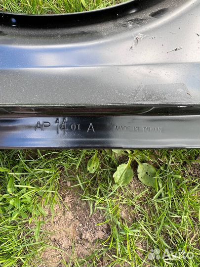Крыло audi 80 b4