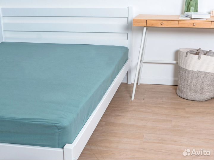 Кровать двуспальная