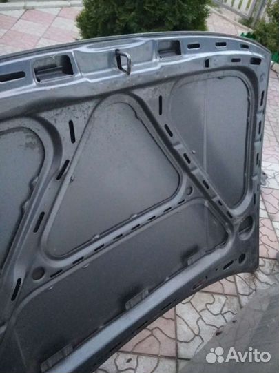 Капот Volkswagen passat b3