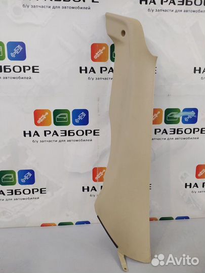 Накладка на стойку внутренняя задняя левая Ford