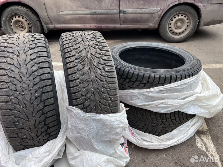 Kumho WinterCraft Ice Wi32 245/45 R18