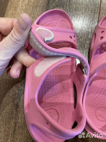 Сандалии для девочки Crocs c13